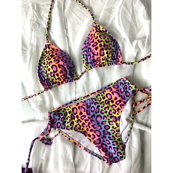 Bikini 2 mảnh da beo 7 sắc cầu vồng siêu nét