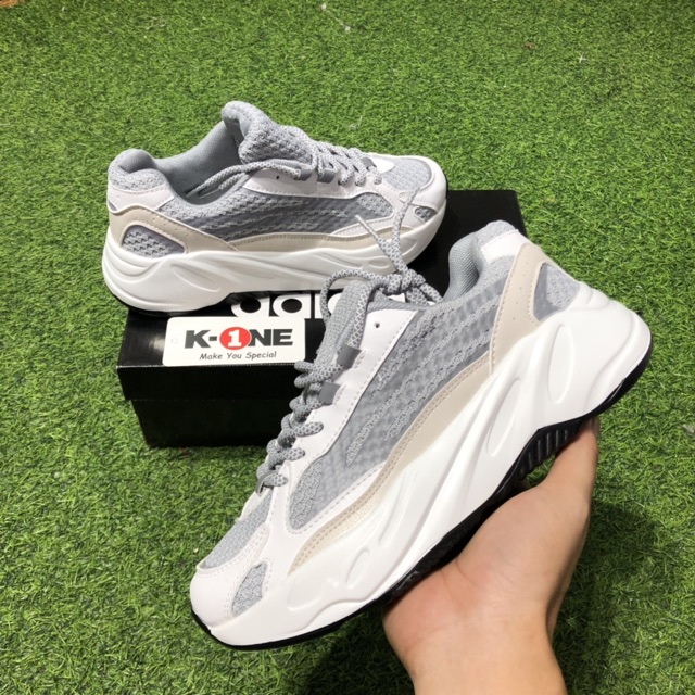 [FREESHIP + BOX + TẤT] GIày Thể Thao Yz 700 static phản quang Nam Nữ Size 36 -44 | BigBuy360 - bigbuy360.vn