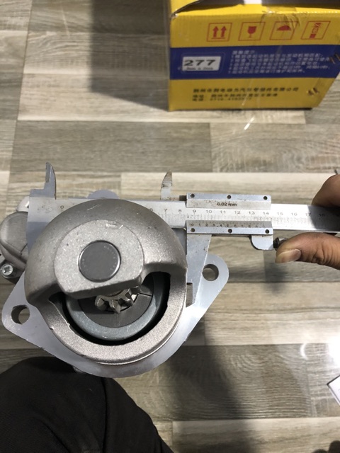 Sản phẩm gia đình làm: Đề QDJ 277 24v  10răng sờ-tát-tơ giấy vàng