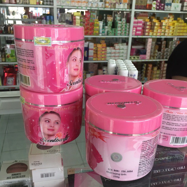 KEM DƯỠNG TRẮNG TOÀN THÂN CAO CẤP SCENTBARA HOA HỒNG