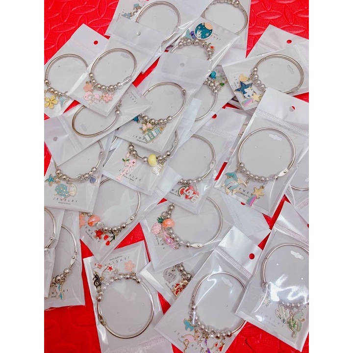 Kiềng tay mix chram cute