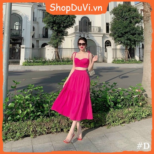 Set Áo có mút kèm chân váy xèo lụa form chuẩn như hình Shopduvi.vn