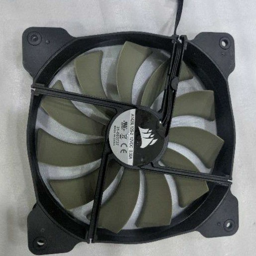 Fan Corsair 14 cm tản nhiệt nước custom giá rẻ