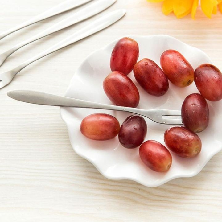 Dĩa ăn trái cây bằng inox 2 chân nhỏ xinh 11x1cm (FF02) - Nĩa ăn hoa quả inox 304 bền chắc dày dặn trắng bạc decor xinh