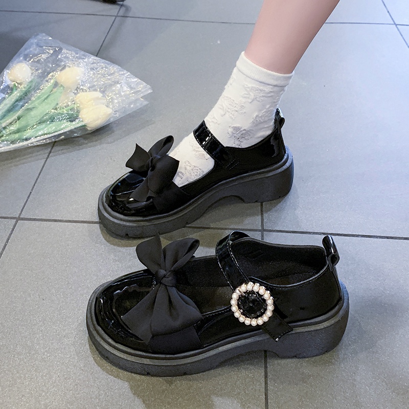 Giày Búp Bê Da Bóng Mũi Tròn to Đính Tua Rua Phối Dây Xích Kim Loại Kiểu Lolita Dễ Thương Cho Nữ