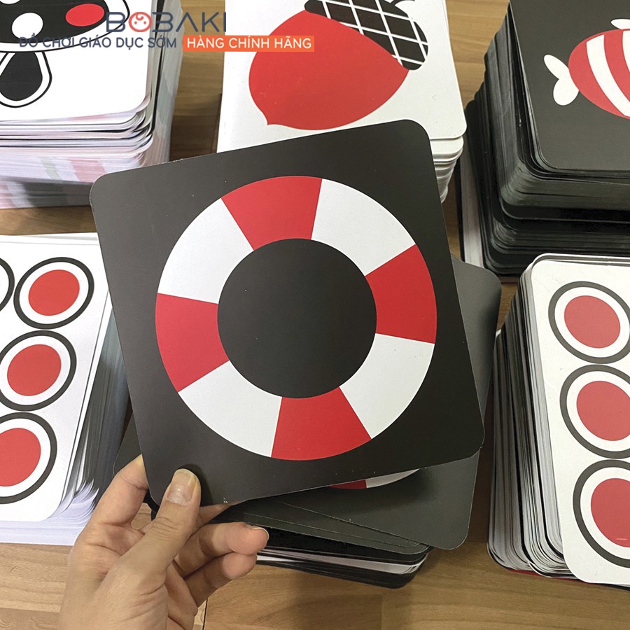 Flashcard Montessori cho trẻ sơ sinh 0 12 tháng đồ chơi cho trẻ sơ sinh treo nôi Thương Hiệu BOBAKI