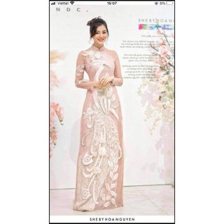 Đầm dạ hội khách đặt trên live