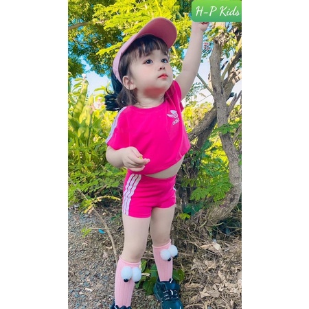 Bộ das bé gái sành điệu