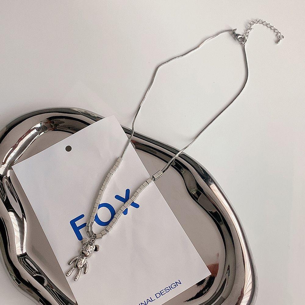 Vòng cổ Choker Mặt Hình Gấu Phong Cách Punk Hip Hop Cho Nữ