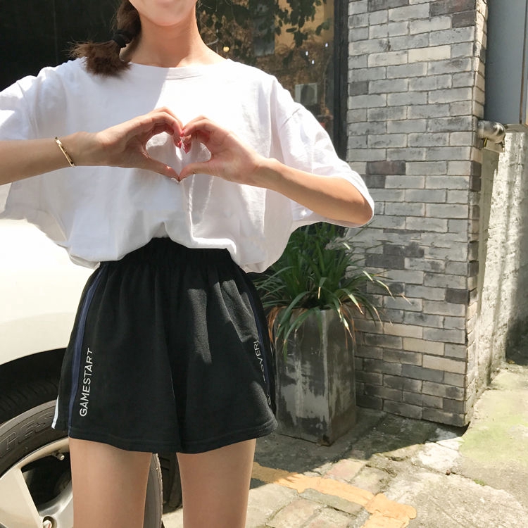 Quần short SUXI dành cho nữ ống rộng kẻ sọc thời trang Hàn Quốc