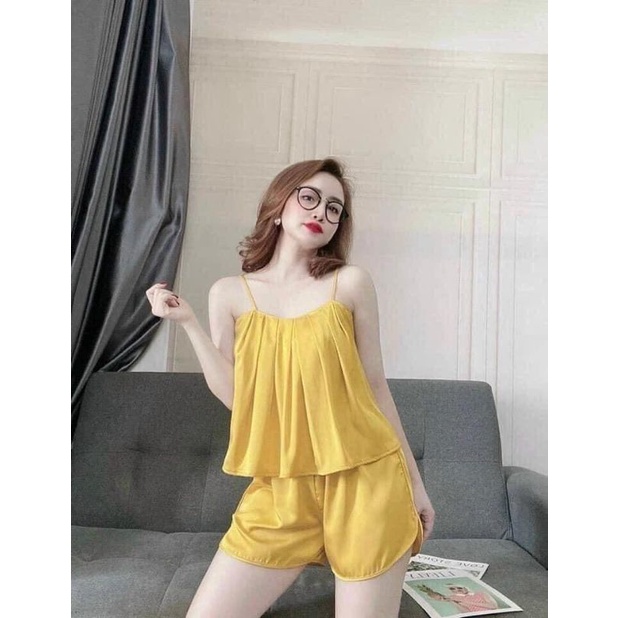 Siêu phẩm bộ đùi xinh xắn tươi trẻ.