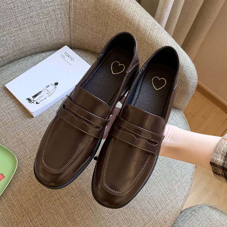 Giày bệt mũi tròn thoải mái và thời trang cho nữ