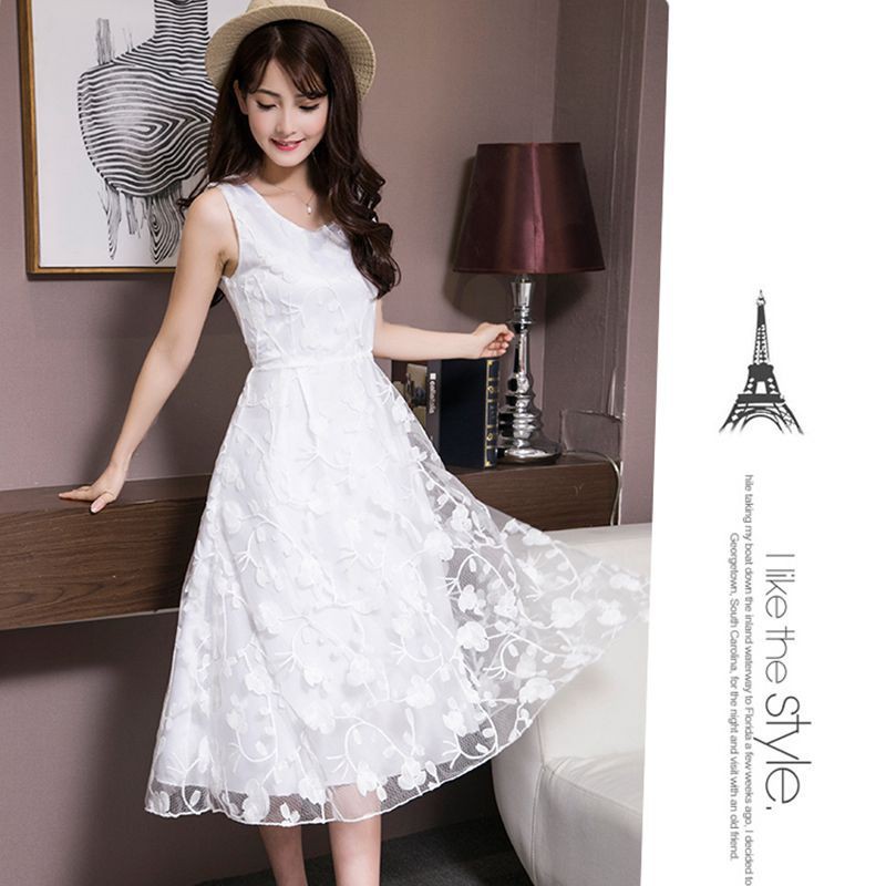 Đầm Trắng Đi Biển Phối Ren Hoa Thiết Kế Thanh Lịch