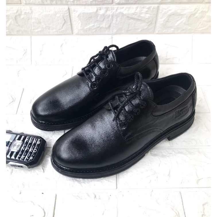 Giày Dr nam da bò thật nguyên tấm..đế cao su non..bảo hành 2 năm..mã D01..màu đen sang trọng đẳng cấp