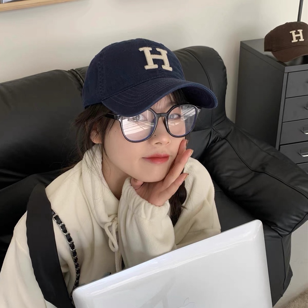 Nón mũ lưỡi trai thêu chữ H unisex nam nữ ABHOUSE