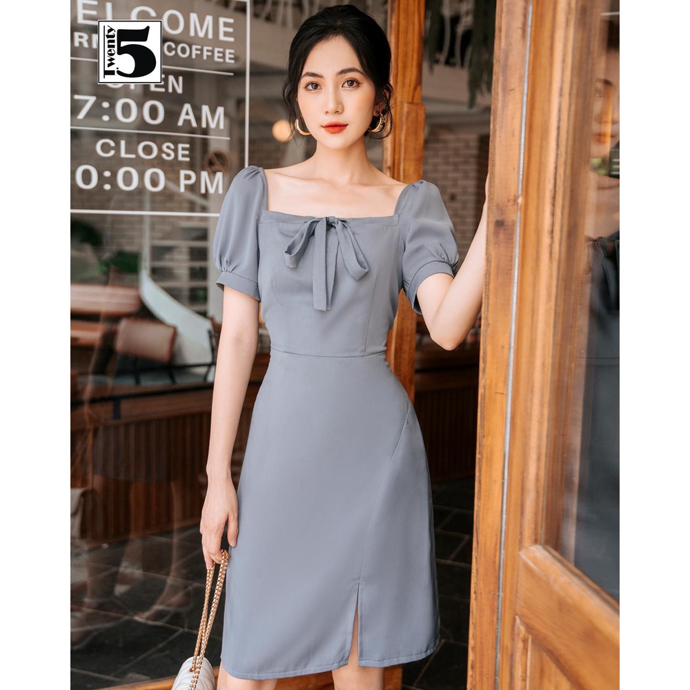 Đầm công sở nữ tay ngắn bồng đính nơ xẻ đùi Twentyfive SD4-425