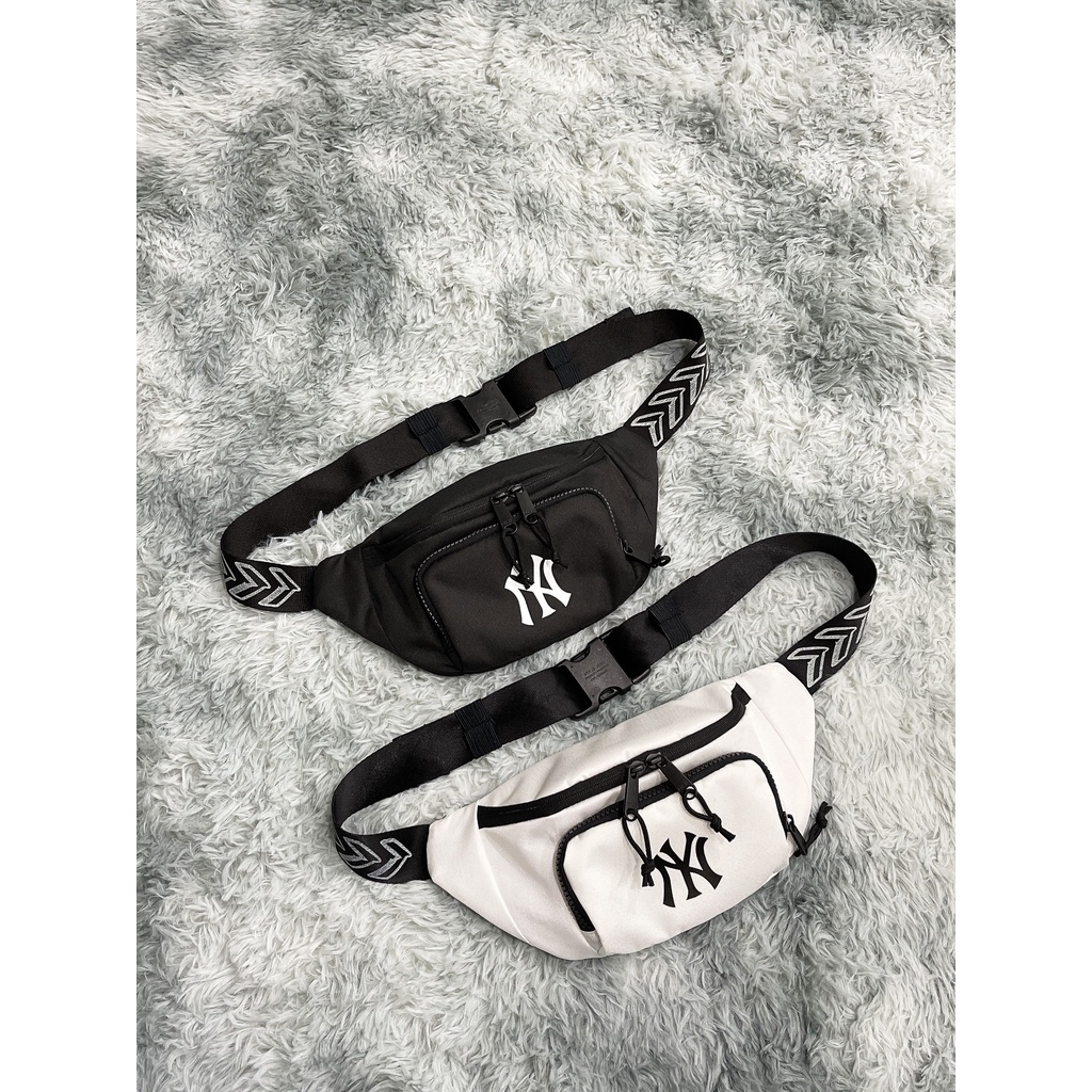 Túi Bao Tử NY Seamball Waist Bag Black &amp; White B222