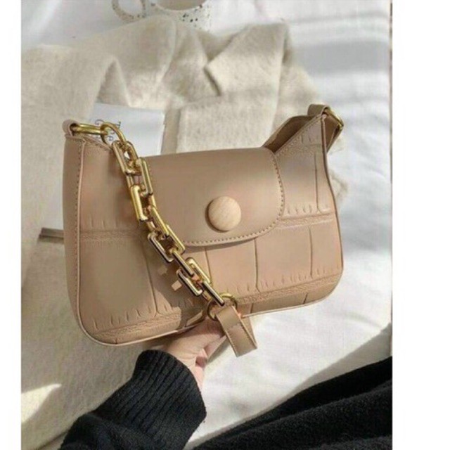 Túi kẹp nách da rắn phối nút thời trang