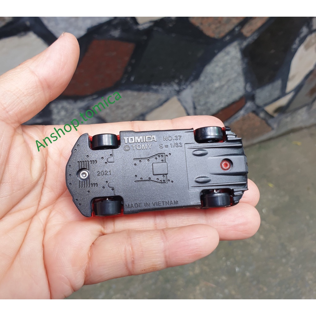 Xe mô hình tomica Nhật bản  -  Bugatti màu đỏ