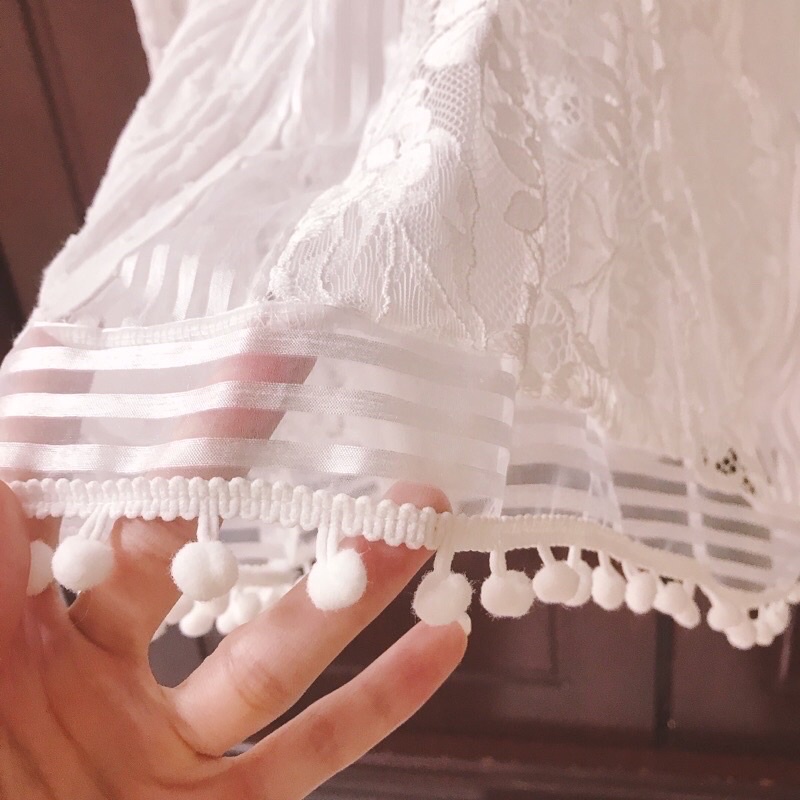 Pass đầm ren siêu xinh