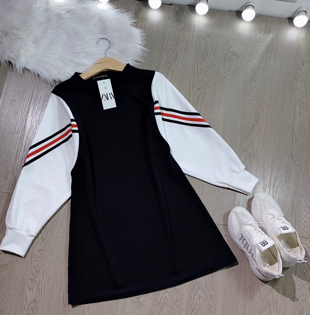 VÁY ĐEN PHỐI TAY KẺ SIÊU HOT | BigBuy360 - bigbuy360.vn