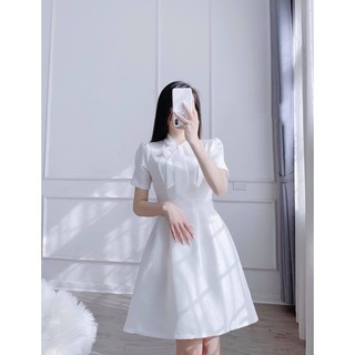 Váy li eo nơ cổ
