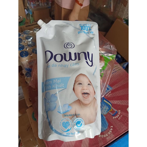 Nước xả vải DOWNY DỊU NHẸ 1;45 cho da nhạy cảm