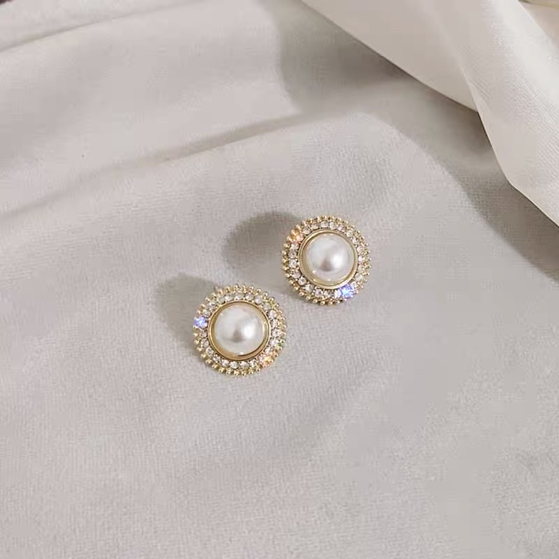 Hoa tai đính hạt xinh phong cách hàn quốc - Maben