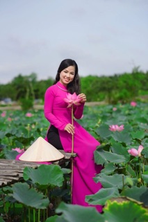 Áo dài lụa cao cấp kèm quần phi