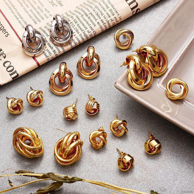 Khuyên tai nữ dáng dài hình số thời trang Hàn Quốc