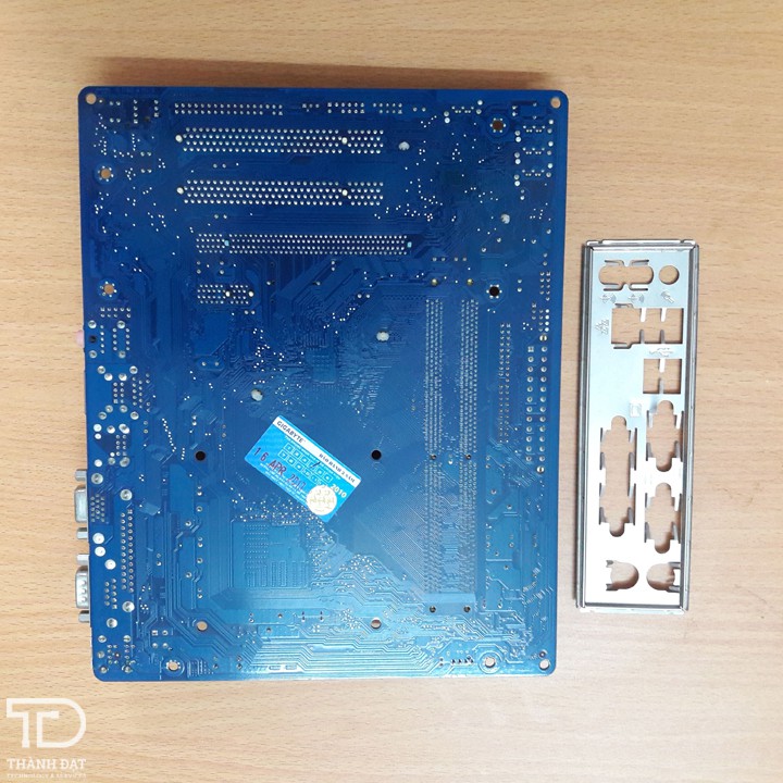 Combo Main Giga G31, E8400, ram 4GB DDR2, Quạt 775