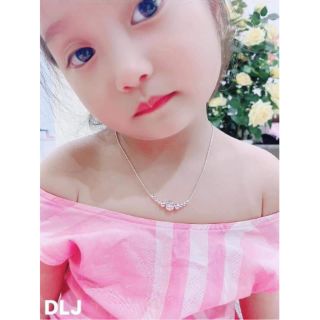 VÒNG CỔ BI BẠC CHO BÉ GÁI