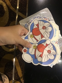 Set sticker doremon chống nước dán vali
