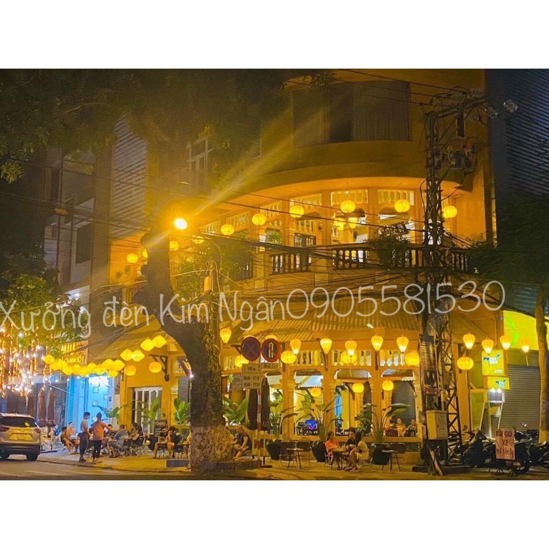 Lồng đèn Vàng Hội An