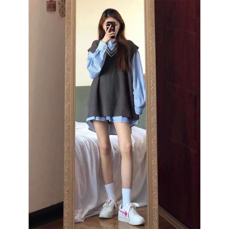 Áo gile len dáng dài phong cách Ulzzang