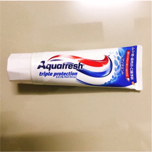 Kem đânh răng nhật bản aquafresh 140g