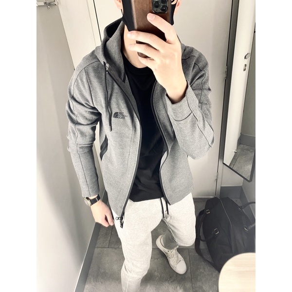 Áo Khoác Nỉ Mũ Ghi Khóa Da