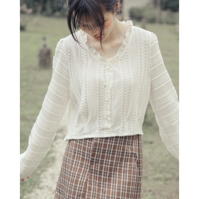 Áo Crochet Button Front - Up Blouse