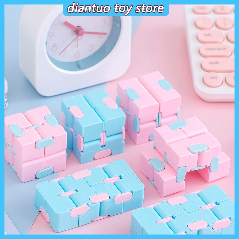 Khối đồ chơi rubik màu neon độc đáo