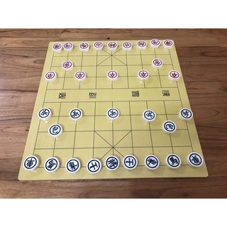 BỘ CỜ TƯỚNG XỊN (QUÂN NHỰA - BÀN GỖ)