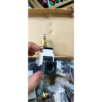 Công tắc hành trình D4MC - 5020