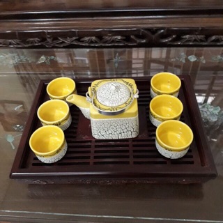 Bộ ấm chén giá rẻ kèm khay