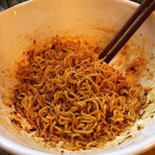 Mỳ tôm khô