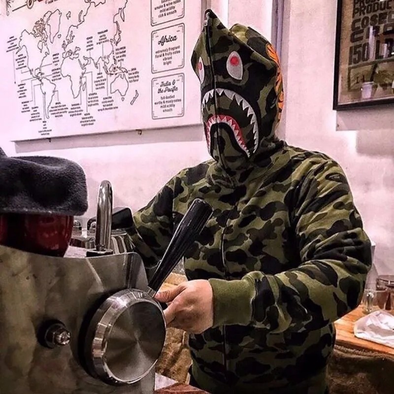 [Mã 12FASHIONSALE1 giảm 10K đơn 50K] Áo khoác bape cá mập,áo hoodie | BigBuy360 - bigbuy360.vn