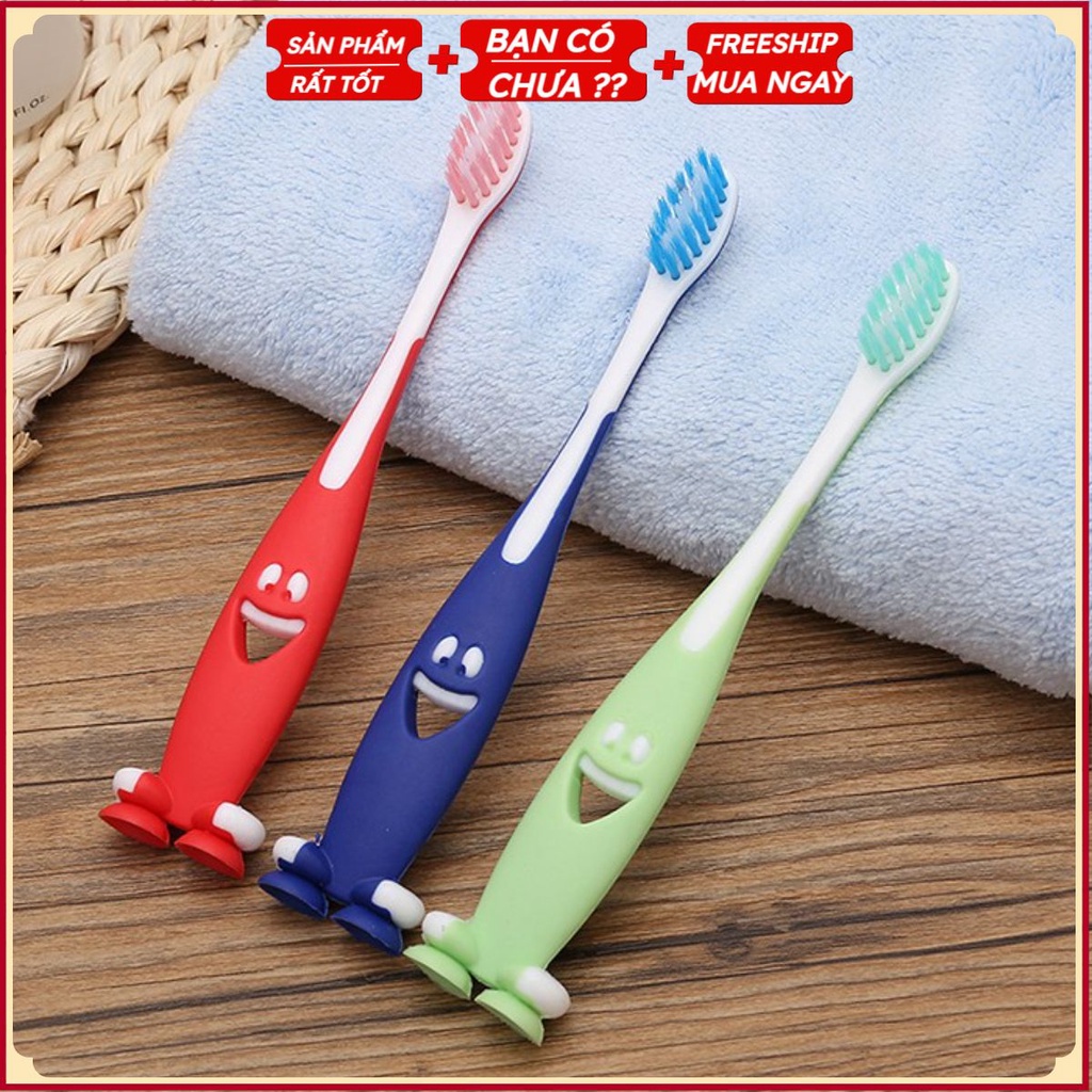 Bàn Chải Mặt Cười Cho Bé 3 Trong 1 (Màu Sắc Ngẫu Nhiên)