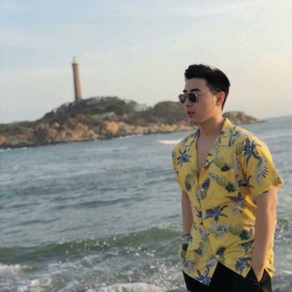 Sơ mi hoạ tiết + quần hoạ tiết