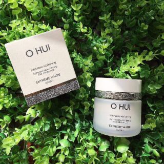 Kem Ohui dưỡng trắng da chống lão hóa hũ 50ml date 2026