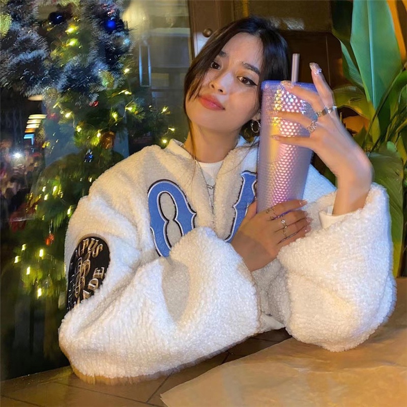 DUNEA Áo khoác lông cừu ấm ấp thêu chữ khóa kéo phong cách thời trang cho nữ