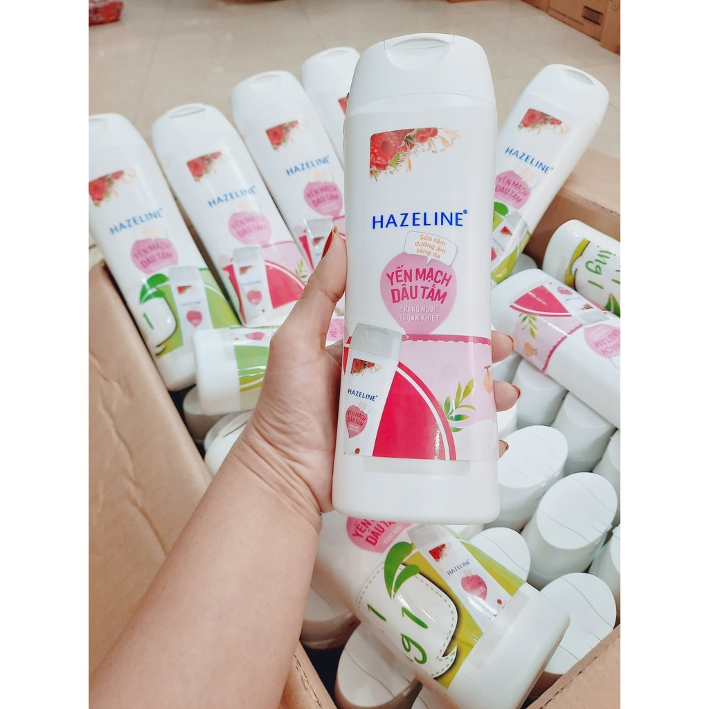 Sữa tắm dưỡng da trắng sáng Hazeline Túi 900gr