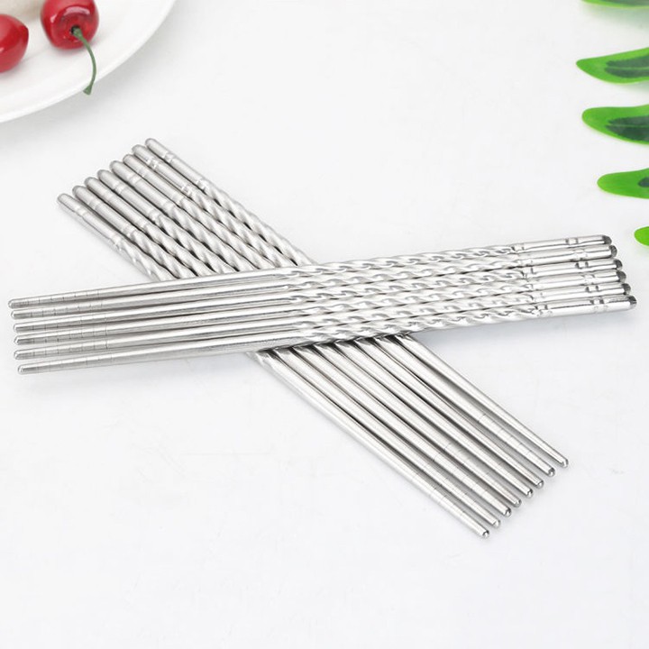 Vỉ 5 đôi đũa bếp ăn inox an toàn, sang trọng, lịch sự HL11